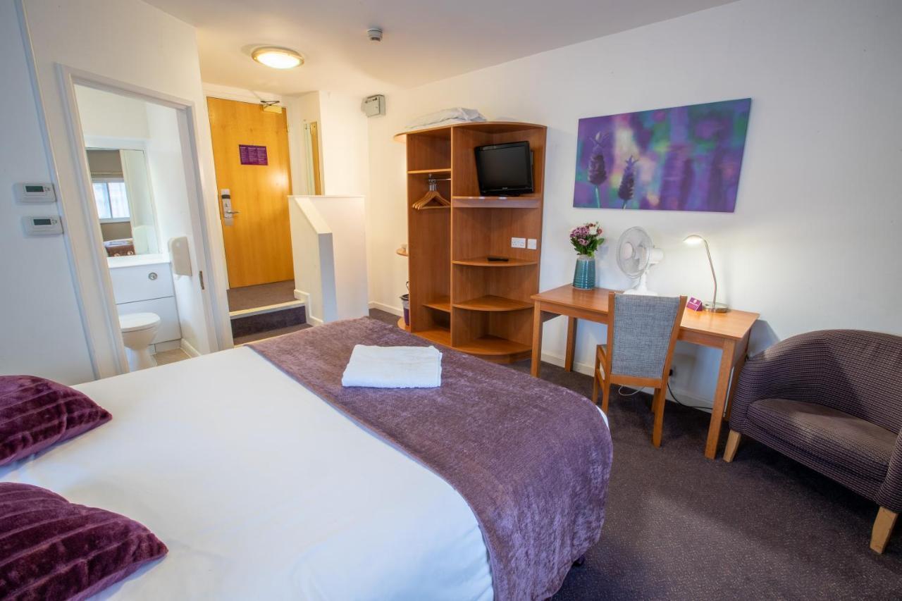 Redwings Lodge Solihull Eksteriør bilde