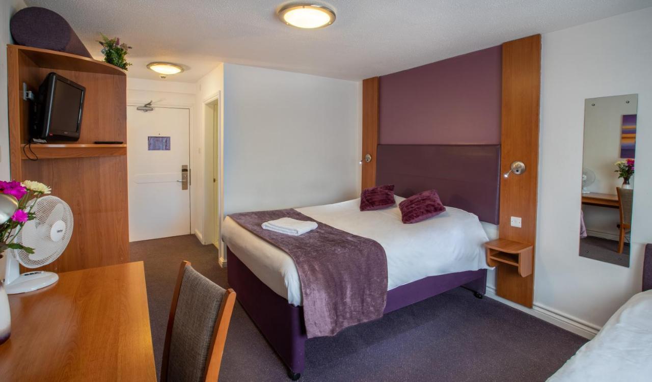 Redwings Lodge Solihull Eksteriør bilde